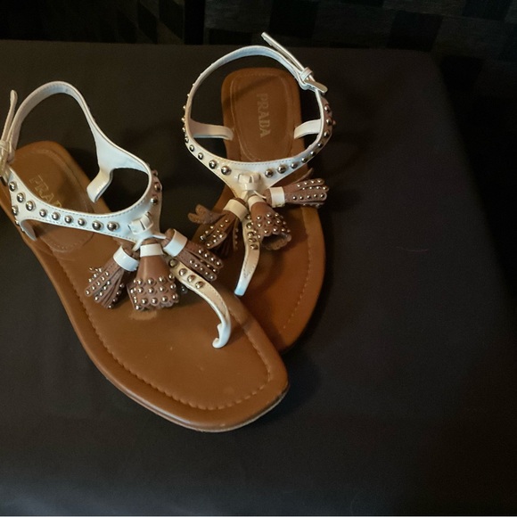 💕Prada leather studded tassel sandal.Size 38, Good-to excellent used condition. - Picture 2 of 13